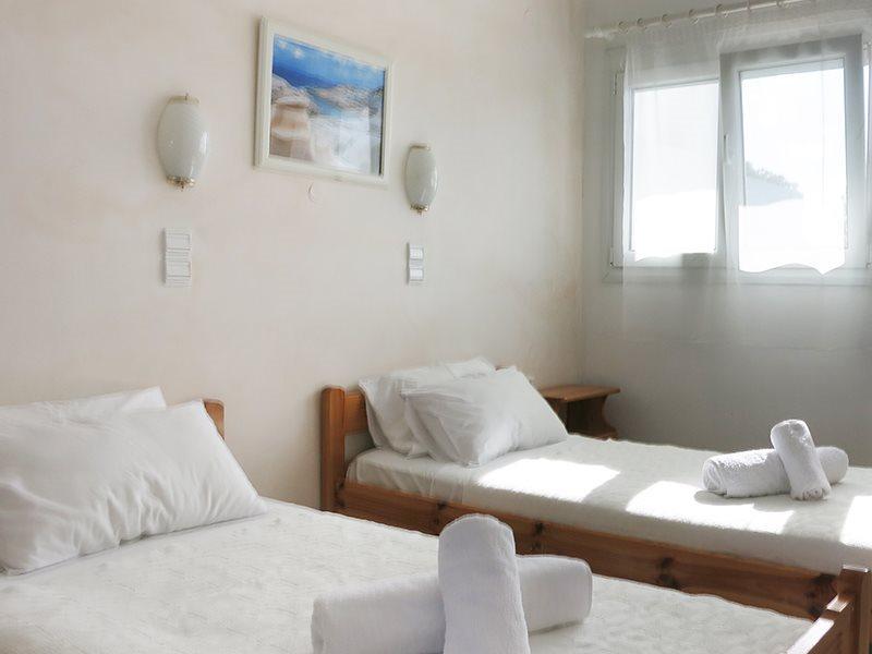 Lagada Beach Hotel 아다마스 외부 사진