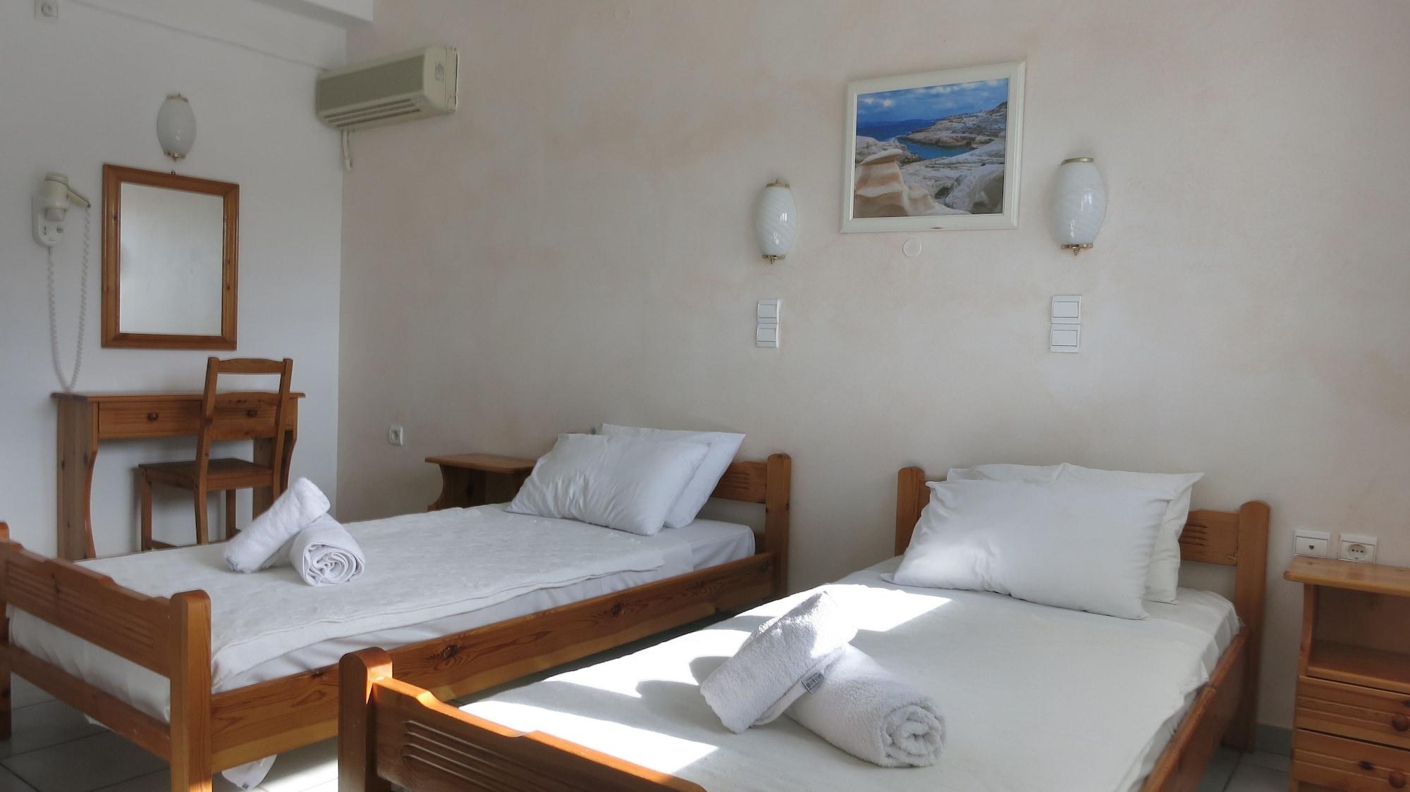 Lagada Beach Hotel 아다마스 외부 사진