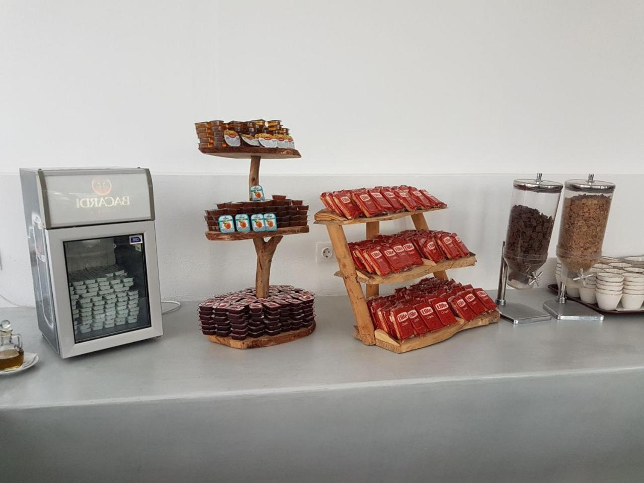 Lagada Beach Hotel 아다마스 외부 사진