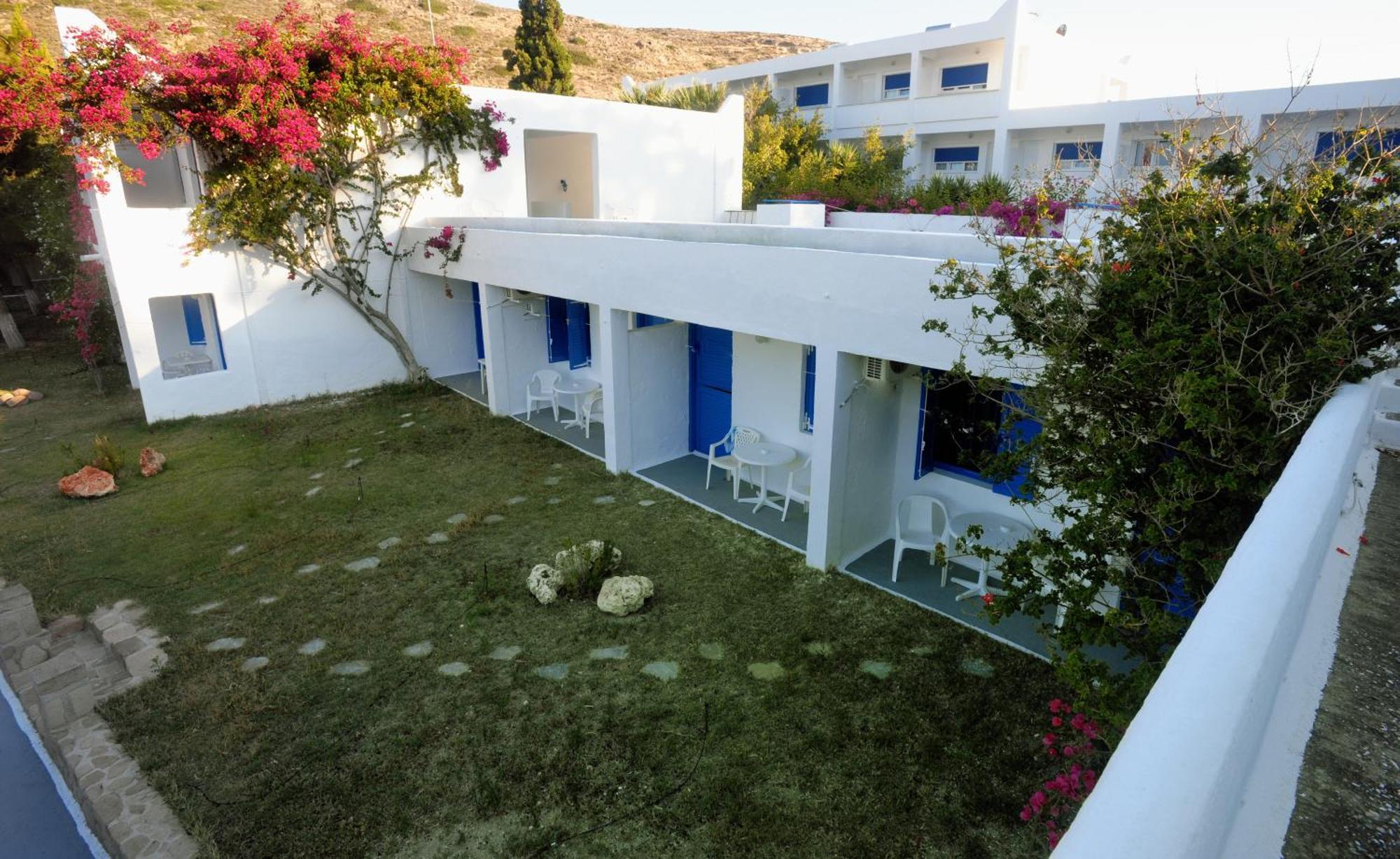 Lagada Beach Hotel 아다마스 외부 사진