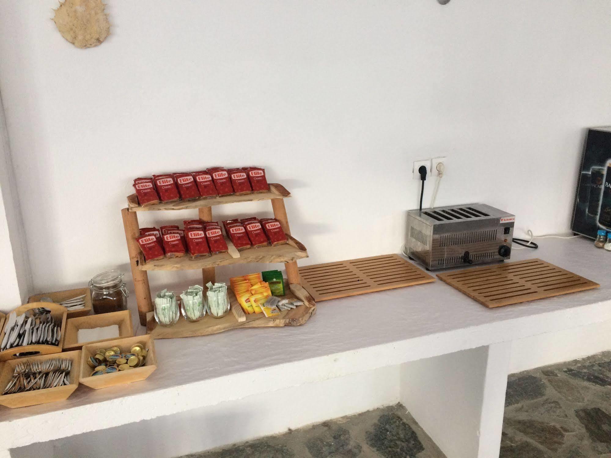 Lagada Beach Hotel 아다마스 외부 사진